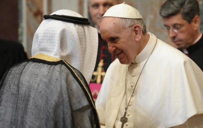 Religião Mundial? Papa Francisco permitirá orações muçulmanas no Vaticano
