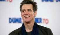 Jim Carrey sonríe en la presentación de la película 'Dumb and Dumber To', el 20 de noviembre del año 2014 en Londres