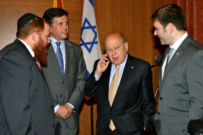 Jordi Pujol, segundo por la derecha, es un sionista declarado que ve en Israel el ejemplo a seguir y también al Estado que será el mejor amigo de una Cataluña independiente.